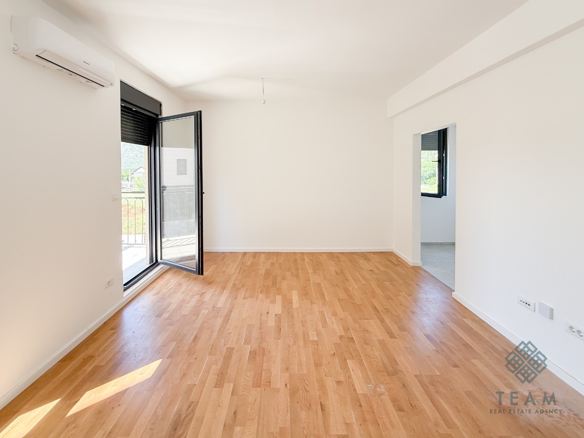 Podgorica, Tološi, dvosoban stan 64 m²